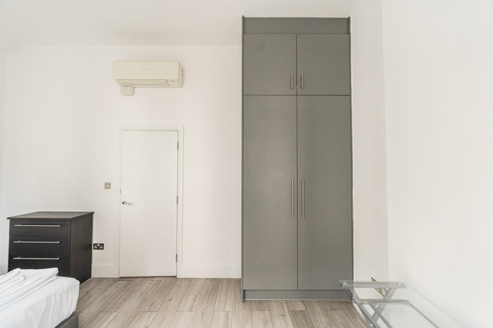 The Apartments Kensington High Street London Ngoại thất bức ảnh